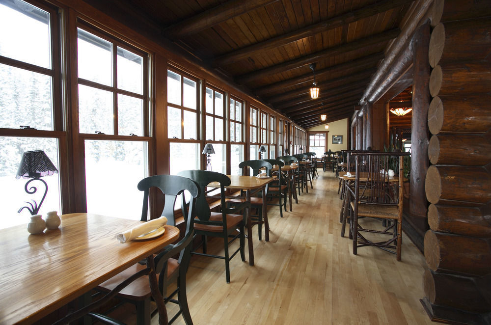 Deer Lodge Лейк-Луїз Екстер'єр фото